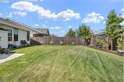 1549 Santiam Ave, Eugene, OR 97408 - Photo 32