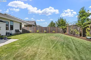 1549 Santiam Ave, Eugene, OR 97408 - Photo 32
