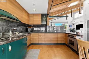 1240 NW Hoyt St, Portland, OR 97209 - Photo 22