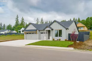 509 W 19th St, La Center, WA 98629 - Photo 2