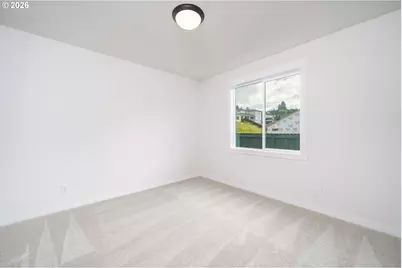 509 W 19th St, La Center, WA 98629 - Photo 8