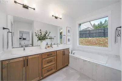 509 W 19th St, La Center, WA 98629 - Photo 32