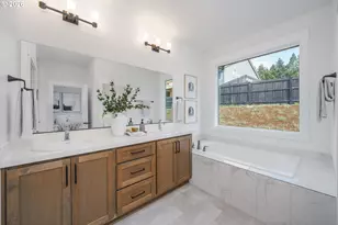 509 W 19th St, La Center, WA 98629 - Photo 32