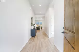 509 W 19th St, La Center, WA 98629 - Photo 6