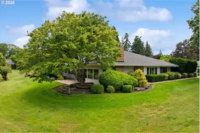 7177 SW Lake Bluff Ct, Wilsonville, OR 97070 - Photo 2