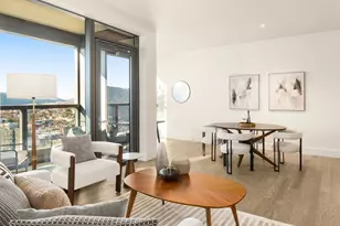 550 SW 10th Ave, Portland, OR 97205 - Photo 8