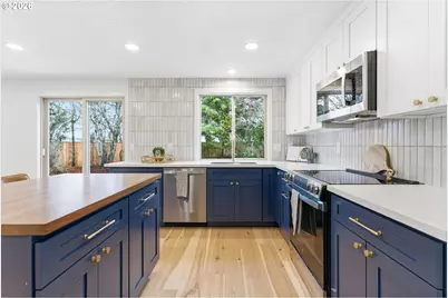 16795 SW Artesian Ct, Beaverton, OR 97006 - Photo 14