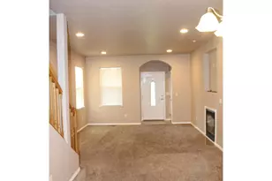 871 Marshall Ave, Medford, OR 97501 - Photo 6