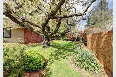 415 NE 116th Pl, Portland, OR 97220 - Photo 28
