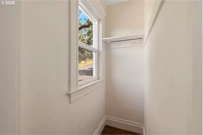 516 7th St, Hood River, OR 97031 - Photo 24