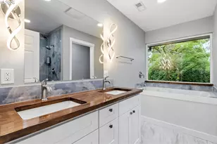 9811 NE Covington Rd, Vancouver, WA 98662 - Photo 14