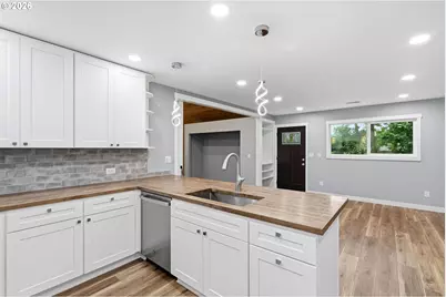 9811 NE Covington Rd, Vancouver, WA 98662 - Photo 10