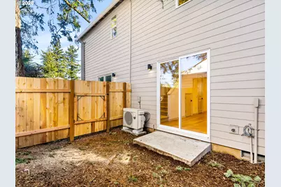 7466 SE Tolman St, Portland, OR 97206 - Photo 24