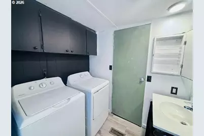87735 Highway 101 #1, Florence, OR 97439 - Photo 14