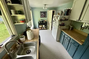 240 Marion Ln, Eugene, OR 97404 - Photo 6