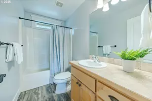 2484 Crowther Dr, Eugene, OR 97404 - Photo 30