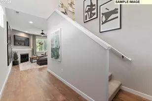 127 S 89th Pl, Ridgefield, WA 98642 - Photo 2