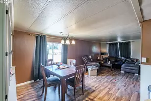 38129 Weirich Dr, Lebanon, OR 97355 - Photo 10