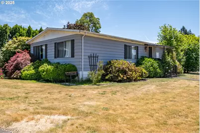 38129 Weirich Dr, Lebanon, OR 97355 - Photo 2