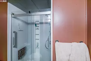 38129 Weirich Dr, Lebanon, OR 97355 - Photo 16