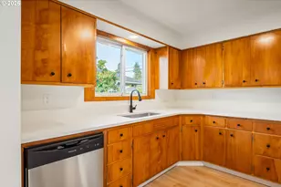 4804 NE St James Rd, Vancouver, WA 98663 - Photo 8