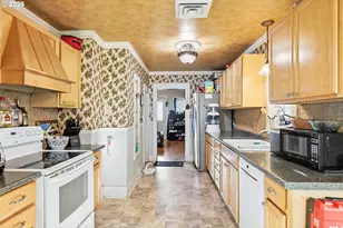 1514 E 14th St, The Dalles, OR 97058 - Photo 12