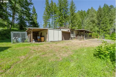 142 Evergreen Springs Ln, Idleyld Park, OR 97447 - Photo 4