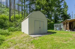 142 Evergreen Springs Ln, Idleyld Park, OR 97447 - Photo 18