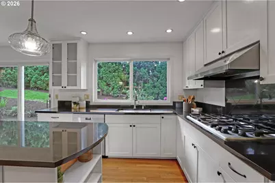 6730 SW Preslynn Dr, Portland, OR 97225 - Photo 12