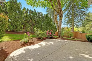6730 SW Preslynn Dr, Portland, OR 97225 - Photo 34