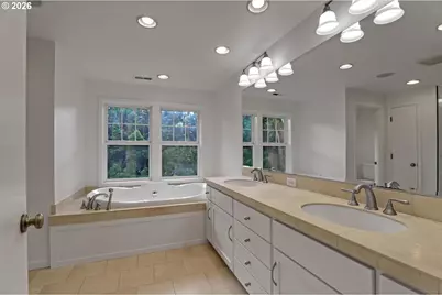 6730 SW Preslynn Dr, Portland, OR 97225 - Photo 22