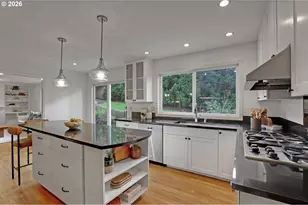 6730 SW Preslynn Dr, Portland, OR 97225 - Photo 10