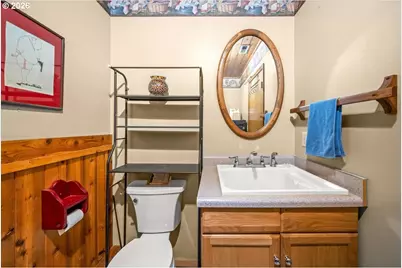 542 NE 14th Ave, Hillsboro, OR 97124 - Photo 24