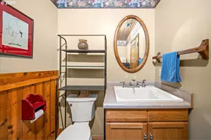 542 NE 14th Ave, Hillsboro, OR 97124 - Photo 26