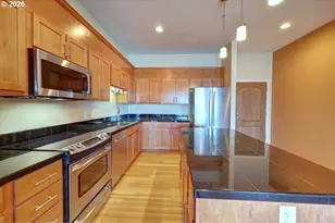 3930 Abbey Ln, Astoria, OR 97103 - Photo 8