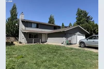 2829 Applewood Ln, Eugene, OR 97408 - Photo 2