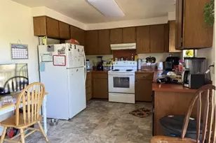 2829 Applewood Ln, Eugene, OR 97408 - Photo 8