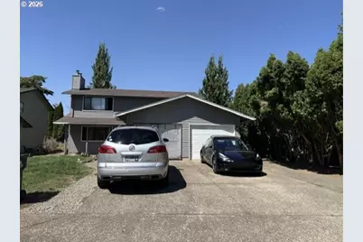 2829 Applewood Ln, Eugene, OR 97408 - Photo 1