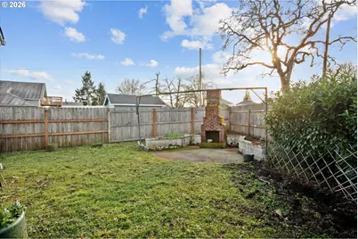 923 SW Ellis St, Dallas, OR 97338 - Photo 28