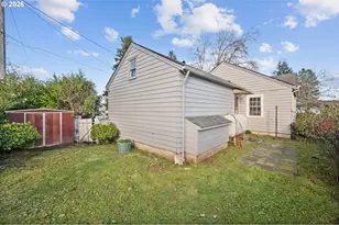 923 SW Ellis St, Dallas, OR 97338 - Photo 24