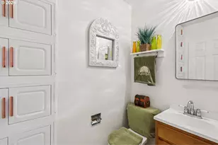 801 Cowlitz Way, Kelso, WA 98626 - Photo 32