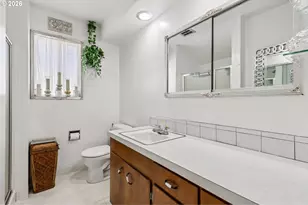 801 Cowlitz Way, Kelso, WA 98626 - Photo 24