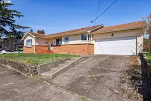 801 Cowlitz Way, Kelso, WA 98626 - Photo 2