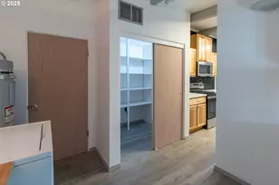 255 Shady Dr, Roseburg, OR 97471 - Photo 18