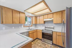 6658 SE Grace St, Hillsboro, OR 97123 - Photo 12