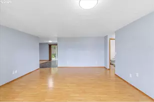 6658 SE Grace St, Hillsboro, OR 97123 - Photo 8