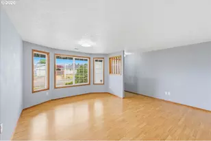 6658 SE Grace St, Hillsboro, OR 97123 - Photo 6