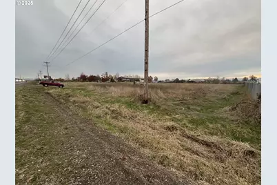 91704 N Hwy 99, Junction City, OR 97448 - Photo 4