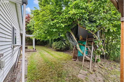 352 Ruby Ave, Eugene, OR 97404 - Photo 44