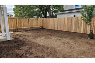 8805 N Dwight Ave, Portland, OR 97203 - Photo 40